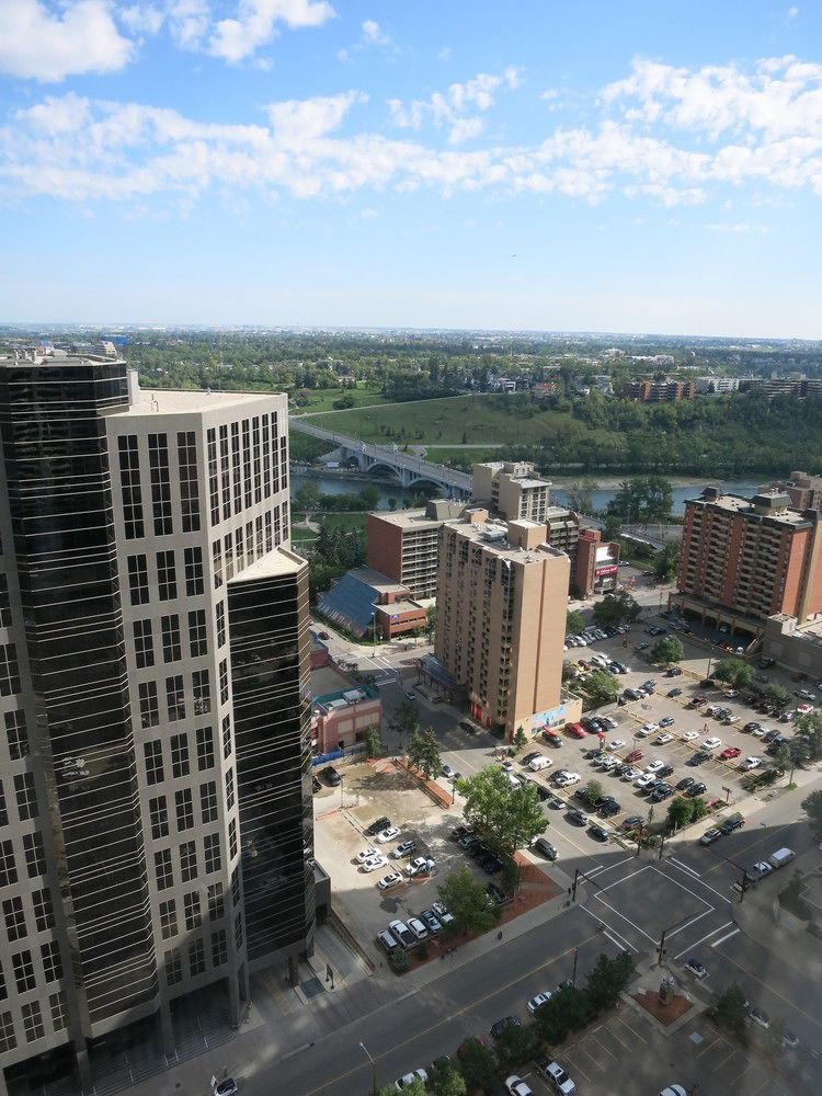 International Hotel YYC Kültér fotó