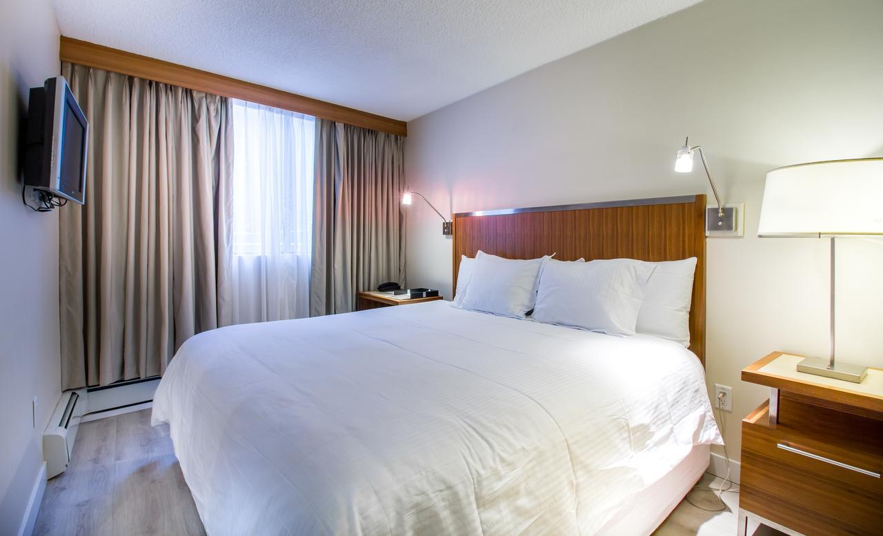 International Hotel YYC Kültér fotó